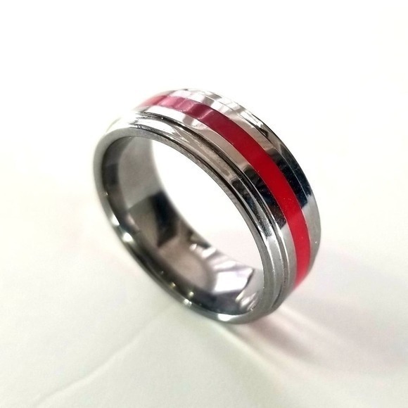New tungsten ring‎ size 13.5